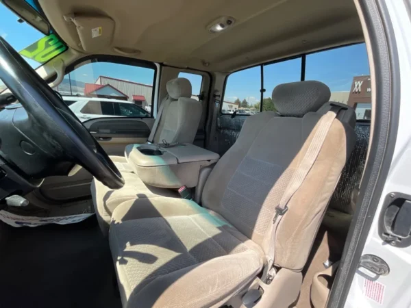 2002 Ford F250 XL - Image 3