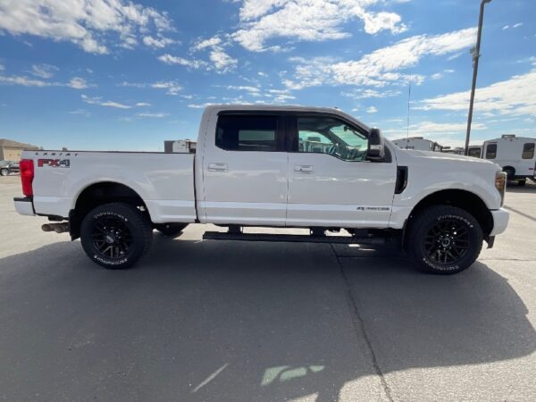 2019 FORD F350 LARIAT ULTIMATE - Image 8