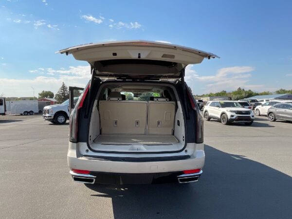 2022 CADILLAC ESCALADE PREMIUM LUXURY PLATINUM
