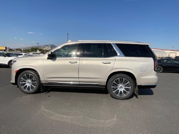 2022 CADILLAC ESCALADE PREMIUM LUXURY PLATINUM - Image 4