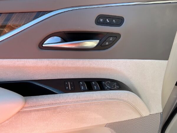 2022 CADILLAC ESCALADE PREMIUM LUXURY PLATINUM - Image 3