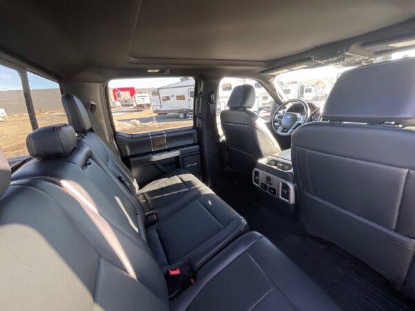 2022 FORD F350 LARIAT - Image 3