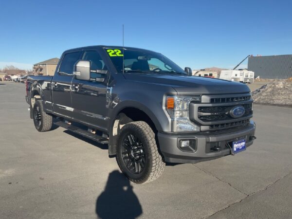 2022 FORD F350 LARIAT - Image 10