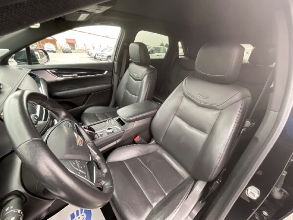2023 CADILLAC XT5 PREMIUM - Image 5