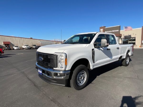 2023 FORD F350 XL
