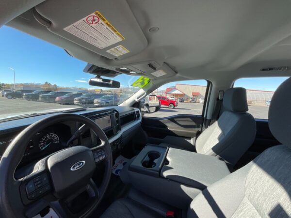 2023 FORD F350 XL - Image 4