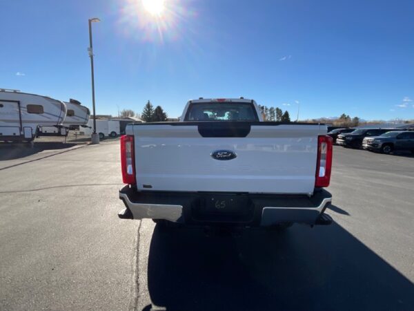 2023 FORD F350 XL - Image 7