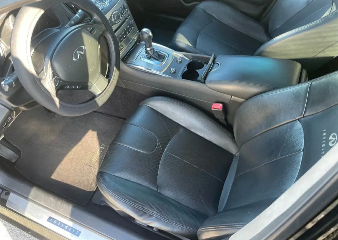 2013 Infiniti G37 - Image 11