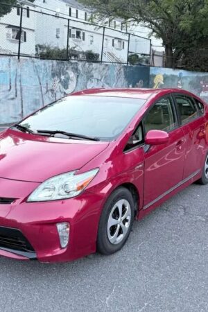2013 Toyota Prius · Hatchback 4D