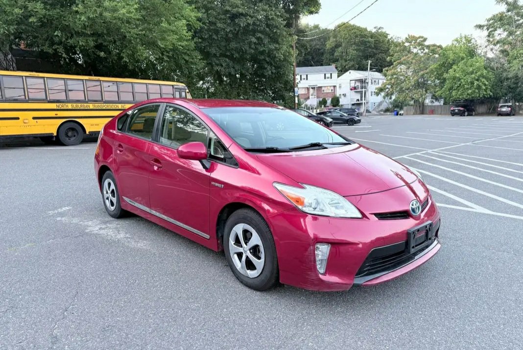 2013 Toyota Prius · Hatchback 4D - Image 4