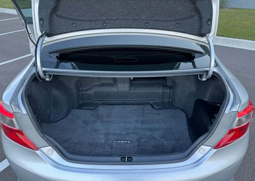 2012 Toyota Camry Hybrid XLE 2.5L Engine - Image 8