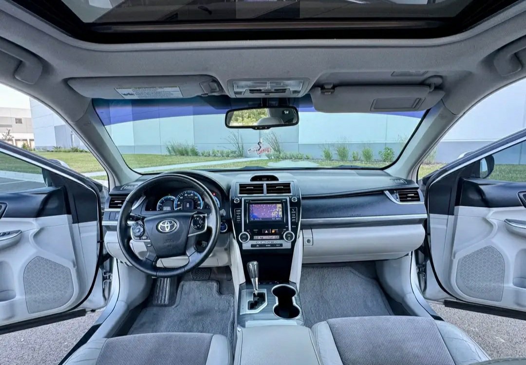 2012 Toyota Camry Hybrid XLE 2.5L Engine - Image 16