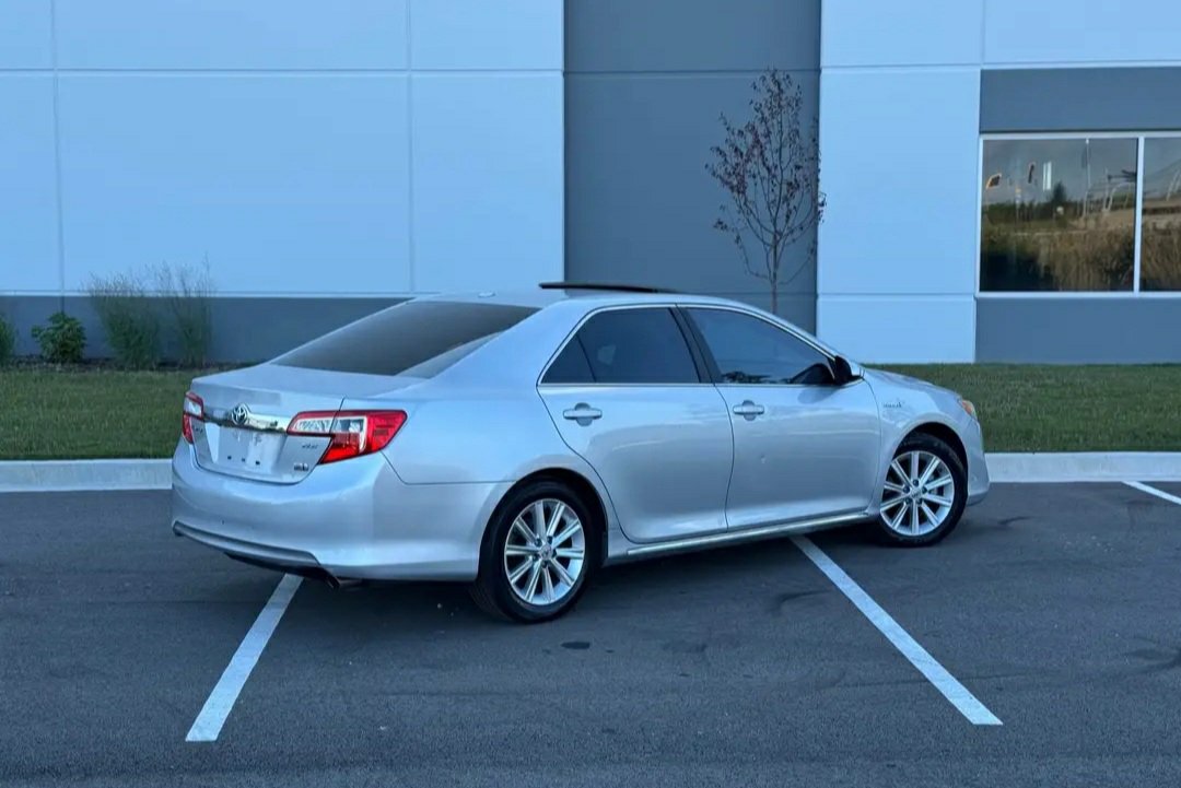 2012 Toyota Camry Hybrid XLE 2.5L Engine - Image 6