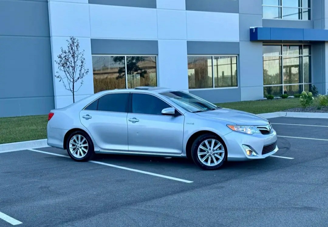 2012 Toyota Camry Hybrid XLE 2.5L Engine - Image 4