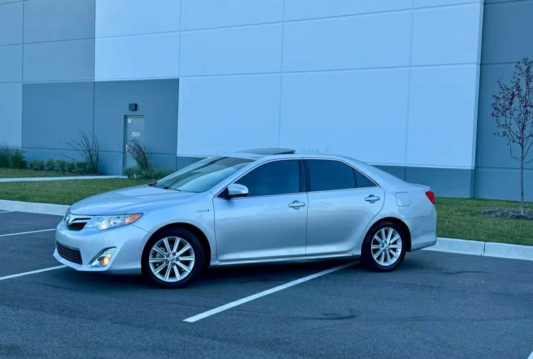 2012 Toyota Camry Hybrid XLE 2.5L Engine - Image 13