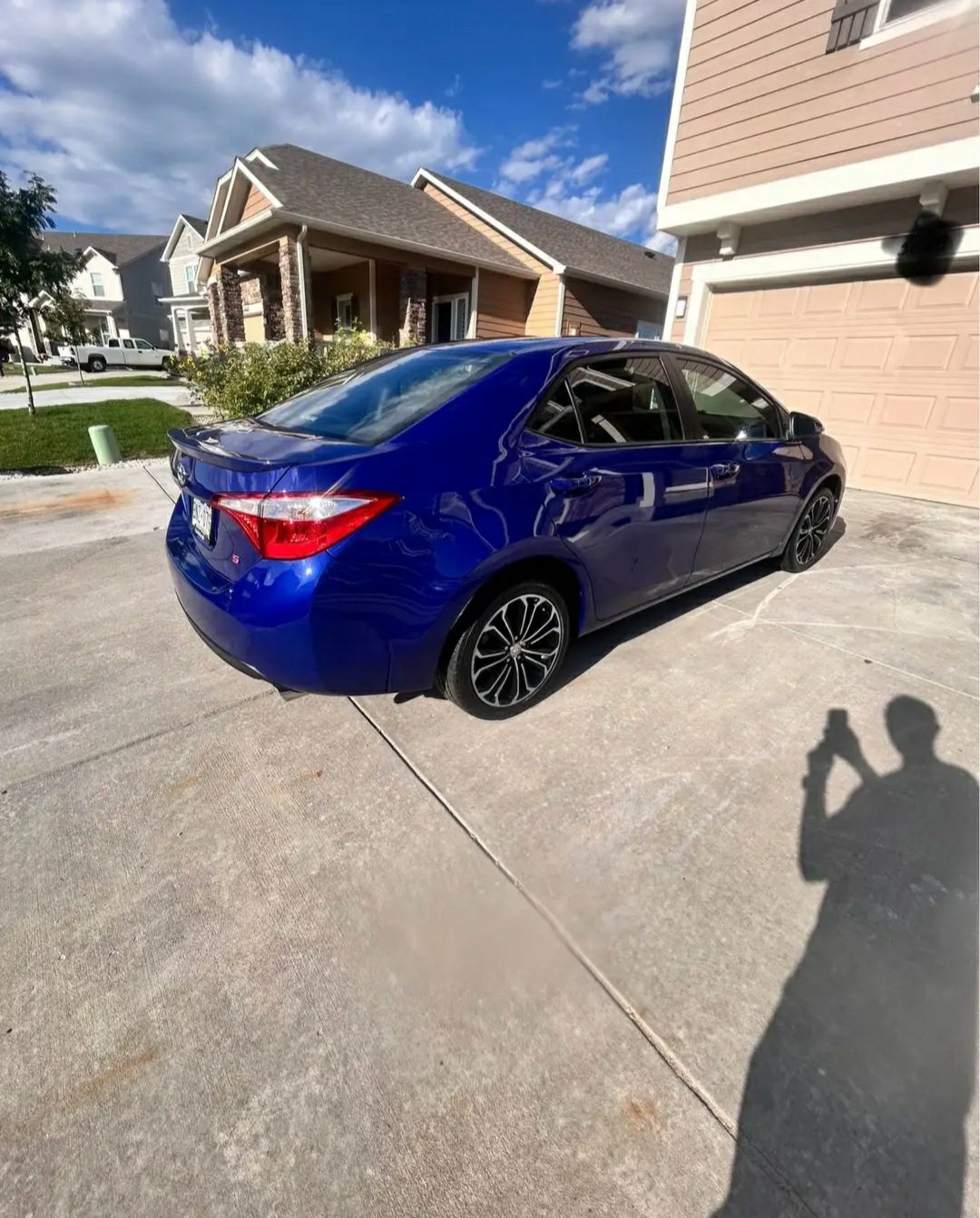 2015 Toyota Corolla · Sedan S - Image 6
