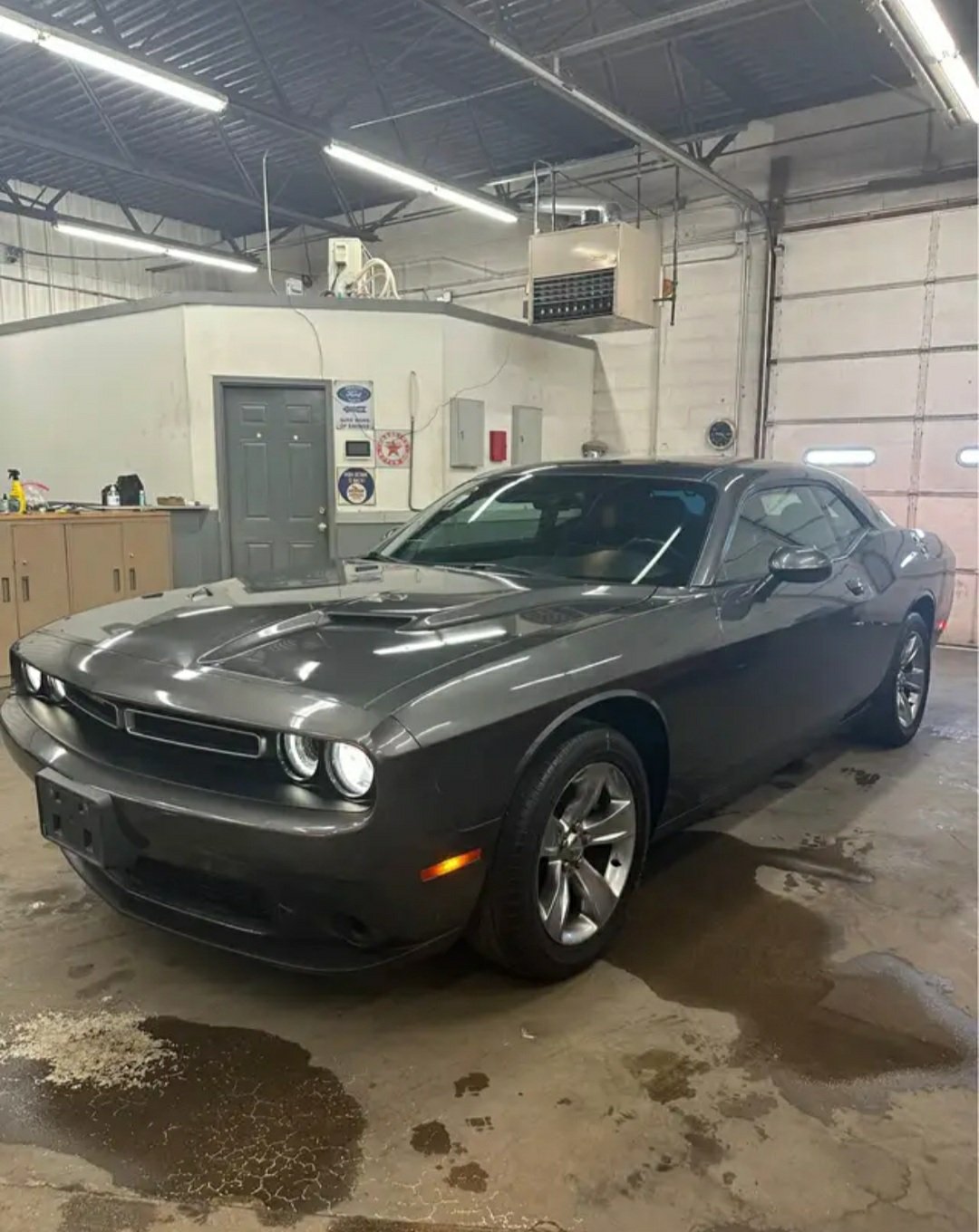 2015 Dodge Challenger SXT
Coupe
97k mile - Image 3