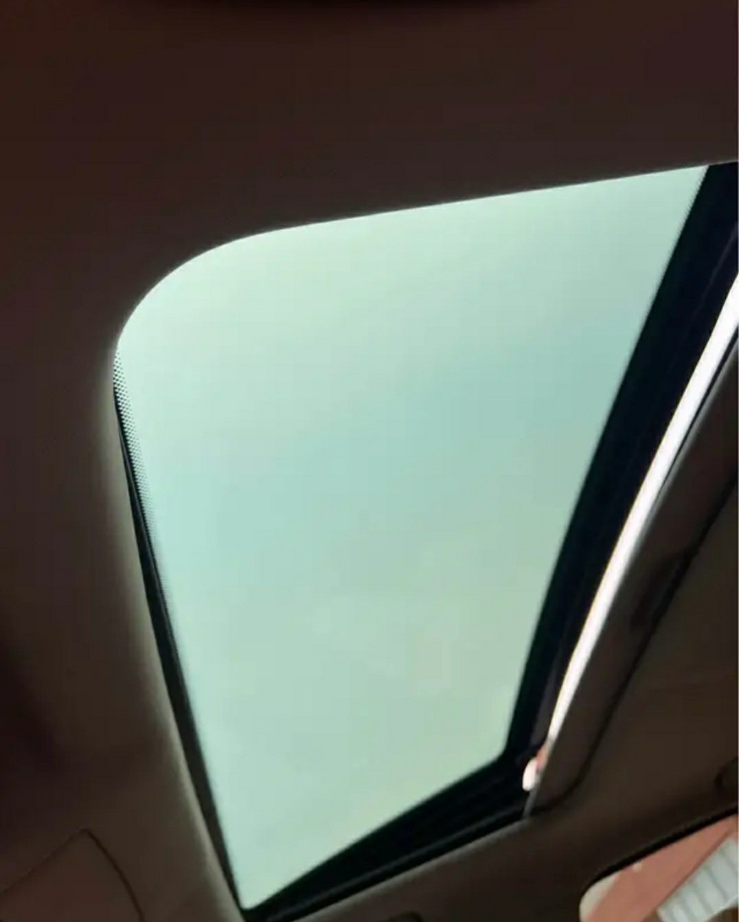 2008 BMW Series 5  528xi SEDAN 4Dr - Image 17