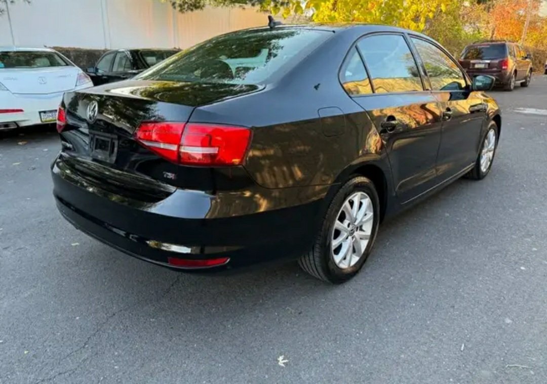 2015 Volkswagen Jetta SE Sedan 4Dr - Image 6