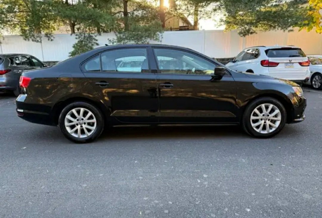 2015 Volkswagen Jetta SE Sedan 4Dr - Image 5