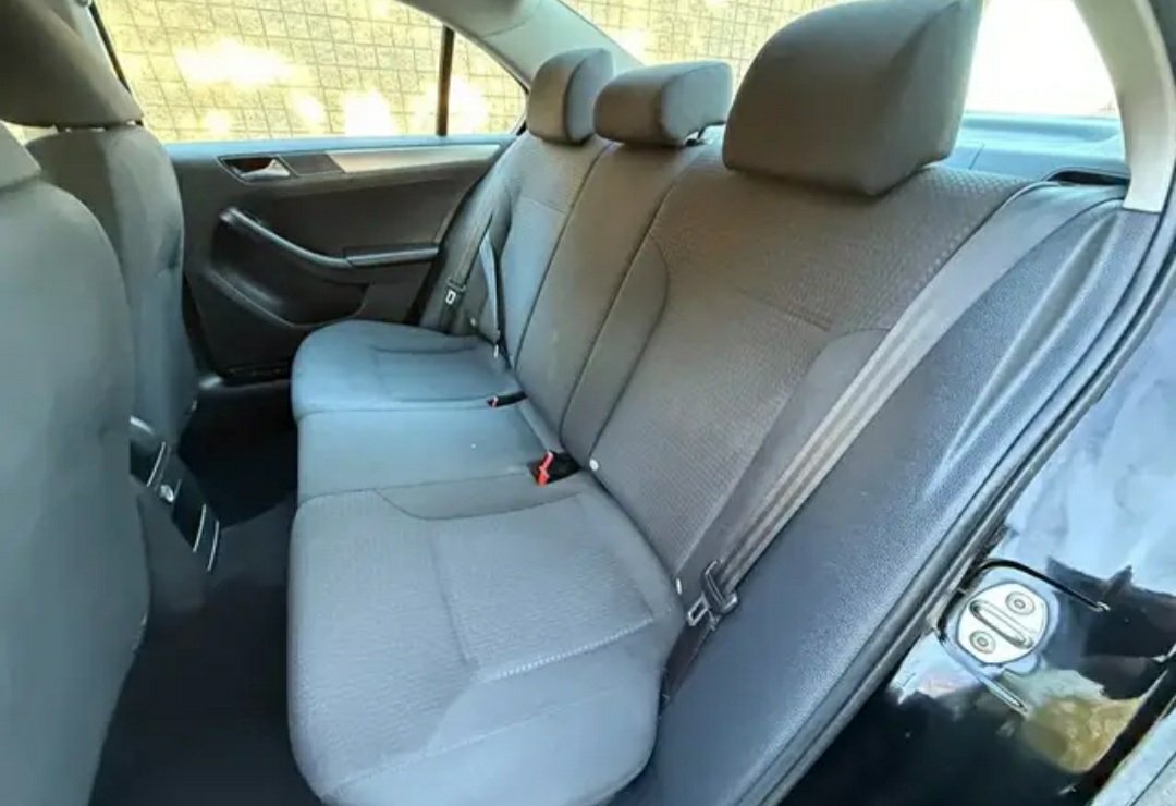 2015 Volkswagen Jetta SE Sedan 4Dr - Image 12