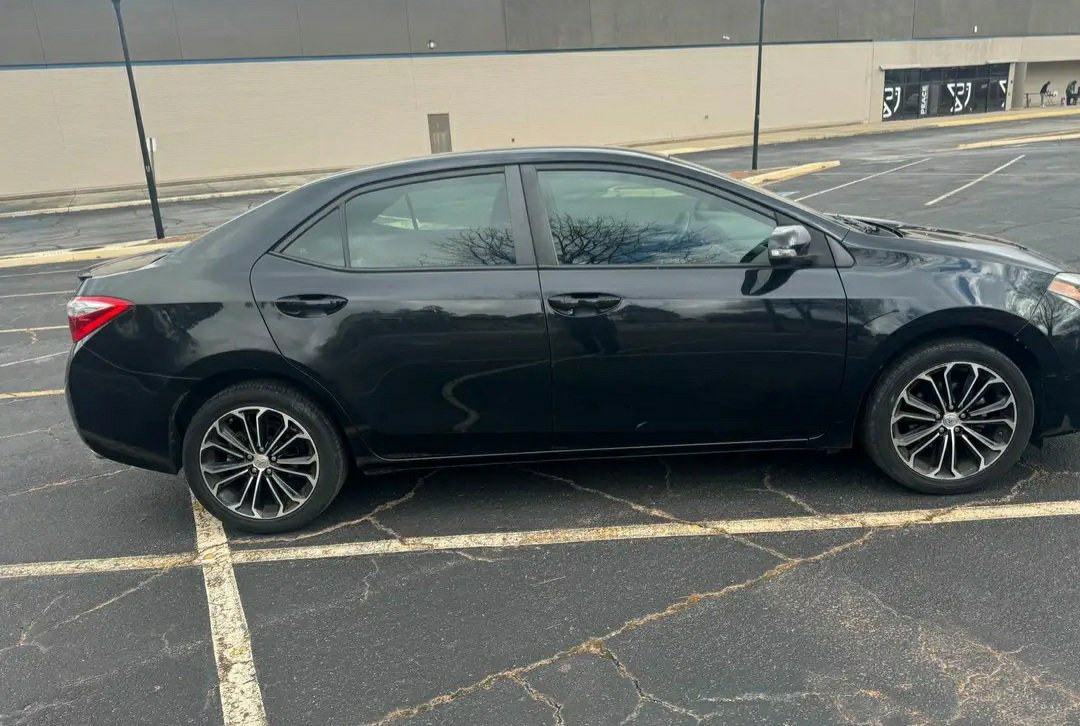 2016 Toyota Corolla S Plus Sedan 4Dr - Image 5