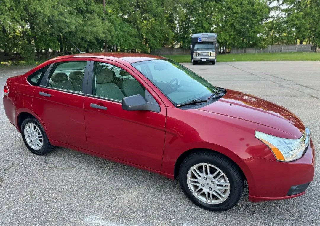 2010 Ford Focus SE Sedan 4Dr