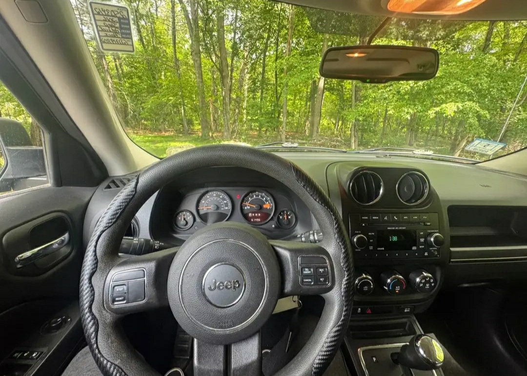 2016 Jeep Patriot  Sport 
4 Door Wagon/ sport Utility 
61k miles - Image 14